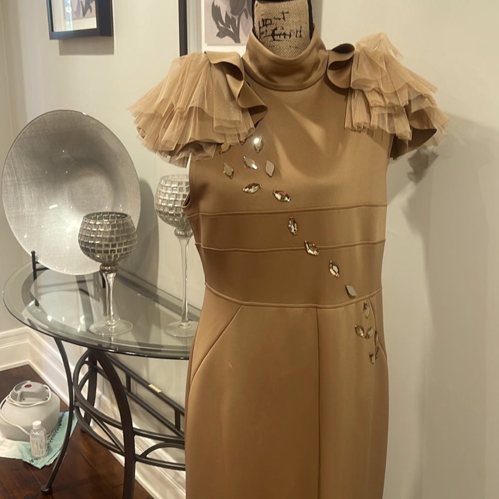 If you like unusual this dress, that is foryou